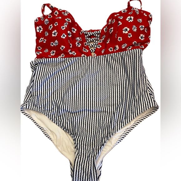 MODCLOTH ONE PIECE SWIMSUIT - Picture 1 of 4
